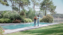 expert paysagiste au travail